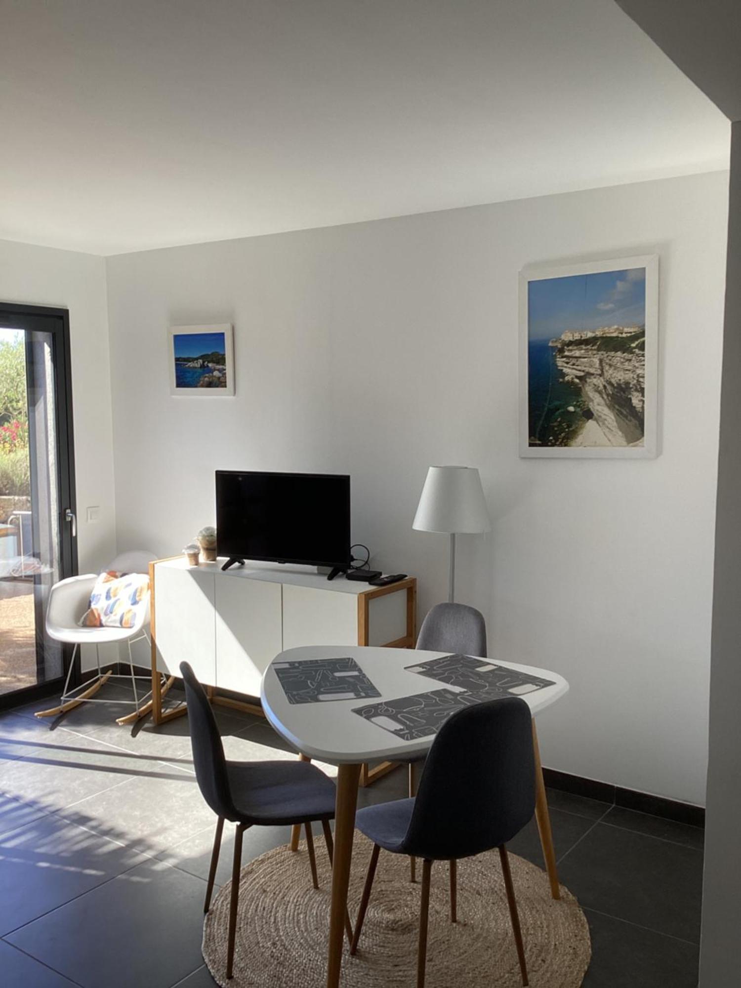 Casa Laurel Appartement Figari  Buitenkant foto